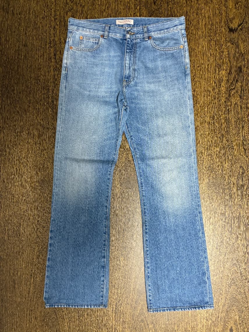 ヴァレンティノ 2022年春夏 アーカイブ ADV VALENTINO JEANS S/S 1985 PH. KEN HAAK デニムパンツ