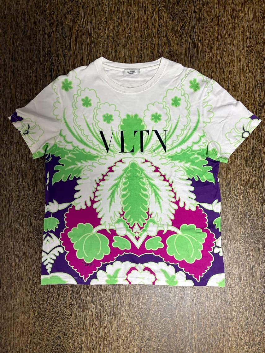 ヴァレンティノ 2021年春夏 フローラル Tシャツ
