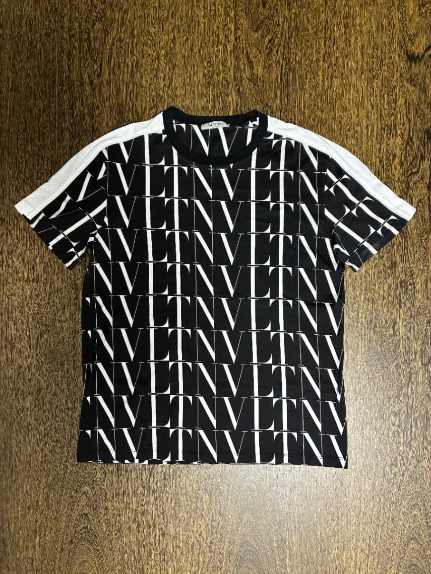 ヴァレンティノ 2020-21年秋冬 VLTN Tシャツ